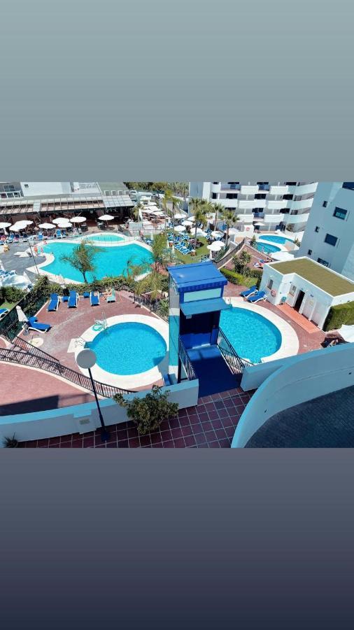Con Parking Con Piscina Junto A La Playa Lejlighed
