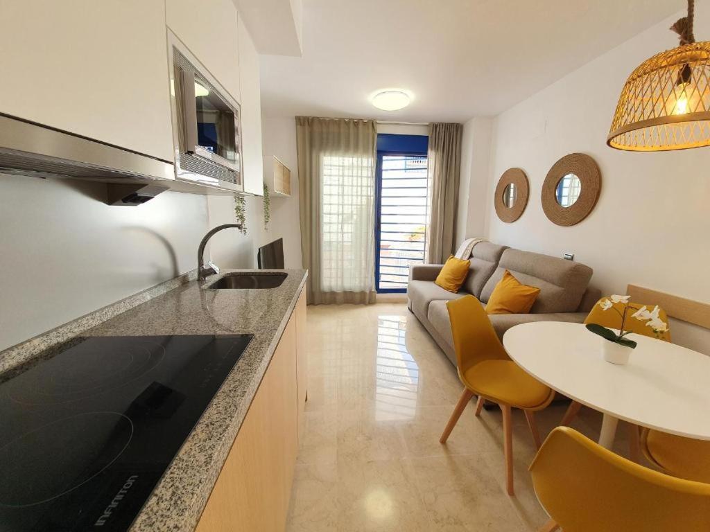 Con Parking Con Piscina Junto A La Playa Apartment Benalmádena
